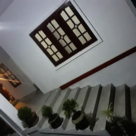 Max Mount View Hotel Nuwara Eliya Ngoại thất bức ảnh